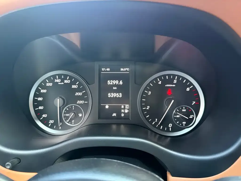 Mercedes-Benz Vito 2022 из CN, фото 3
