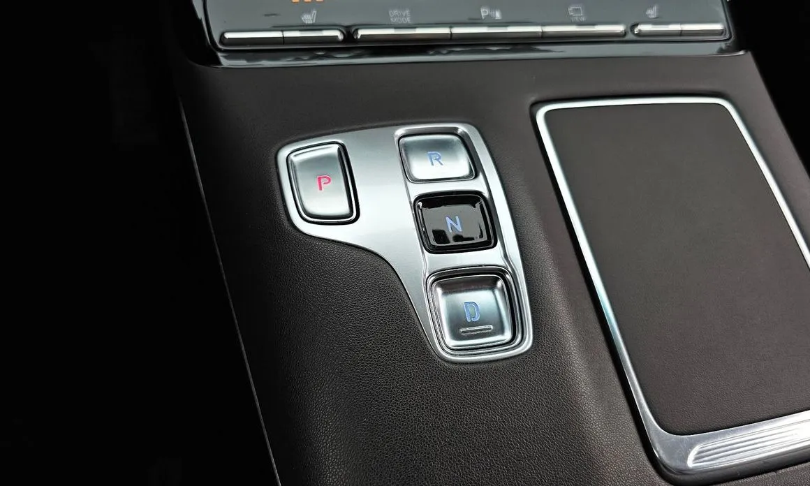 Hyundai Grandeur 2022 из KR, фото 5