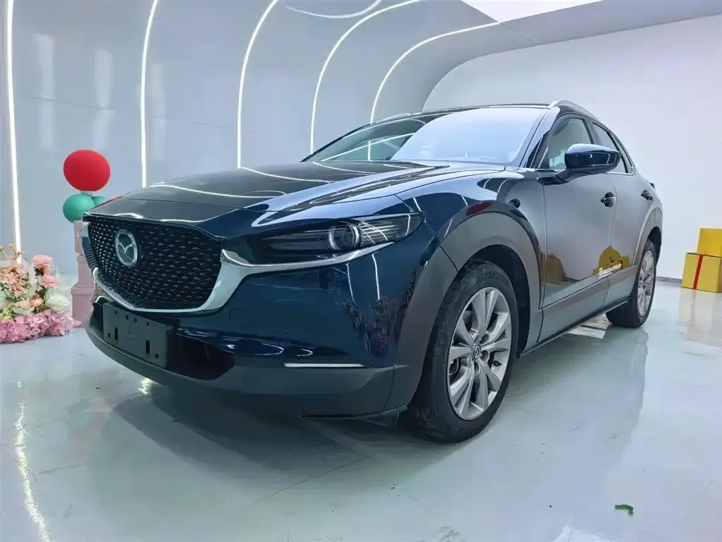 Mazda CX-30 — фото 1