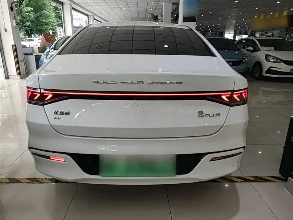 BYD Qin PLUS — фото 8