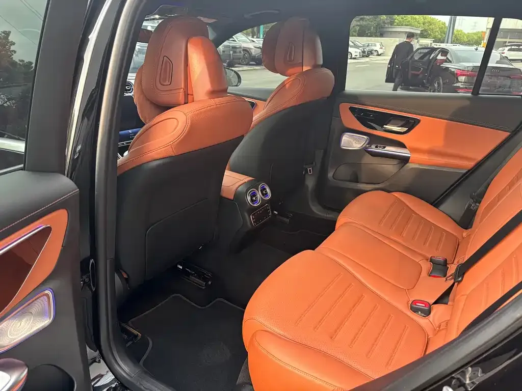 Mercedes-Benz GLC 2024 из CN, фото 3