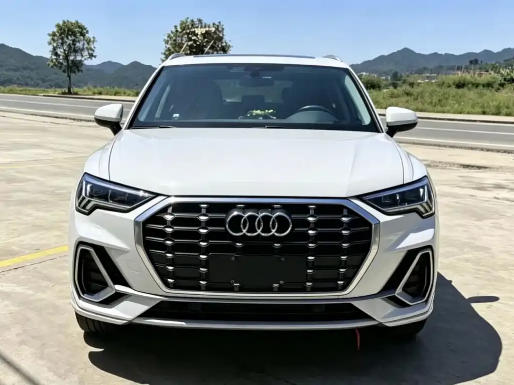 Audi Q3 — фото 4
