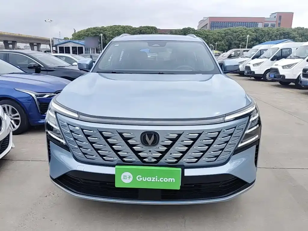 Changan CS75PLUS — фото 2