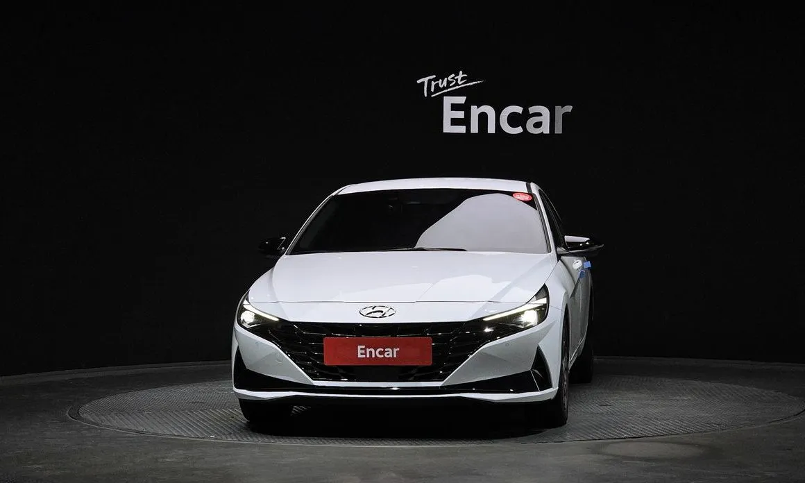 Hyundai AVANTE — фото 2