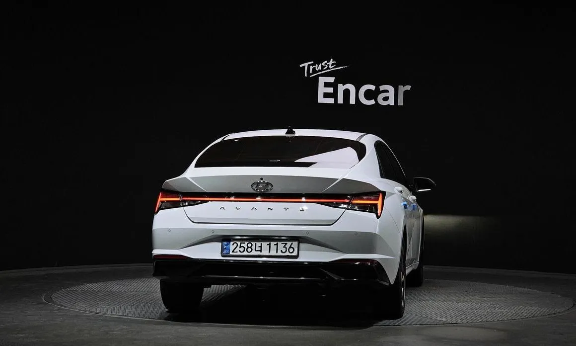 Hyundai AVANTE — фото 3