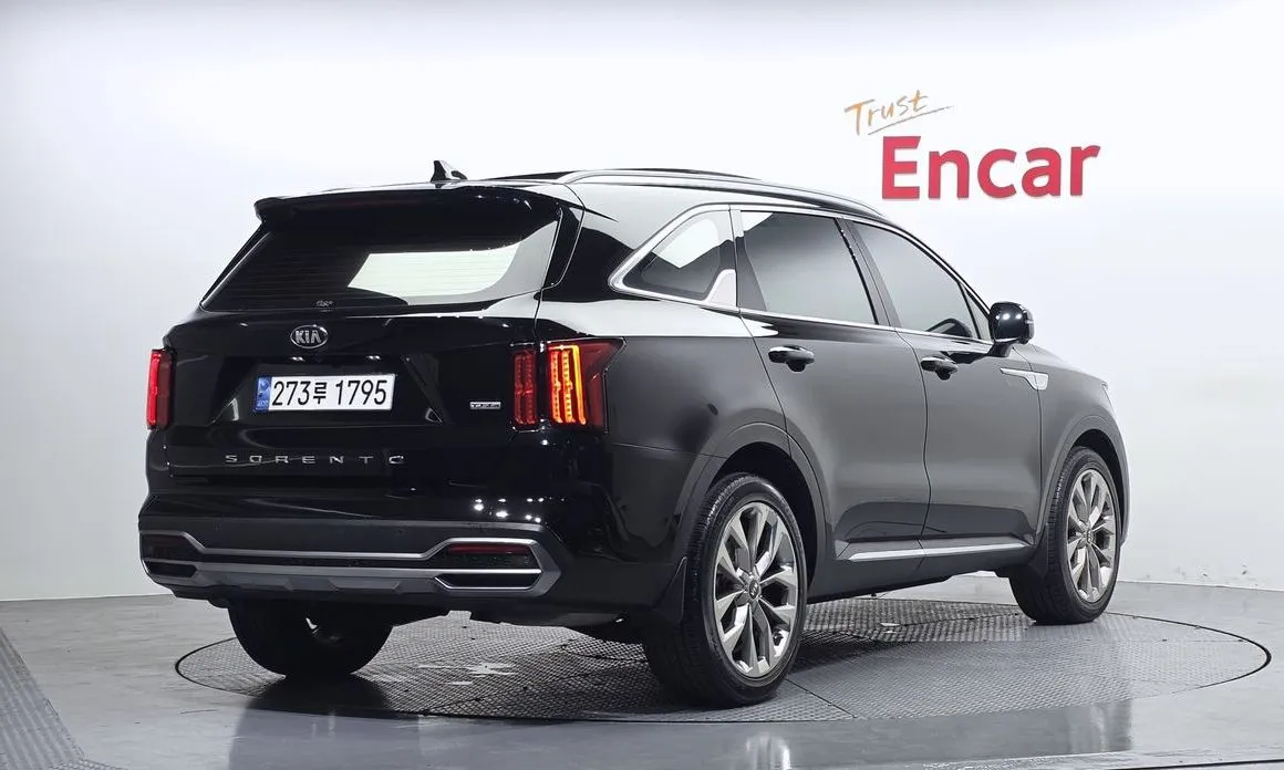 Kia Sorento — фото 3