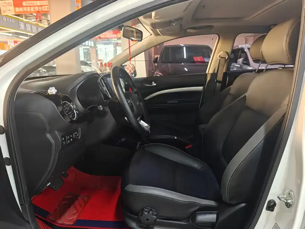 Kia KX1 2022 из CN, фото 8