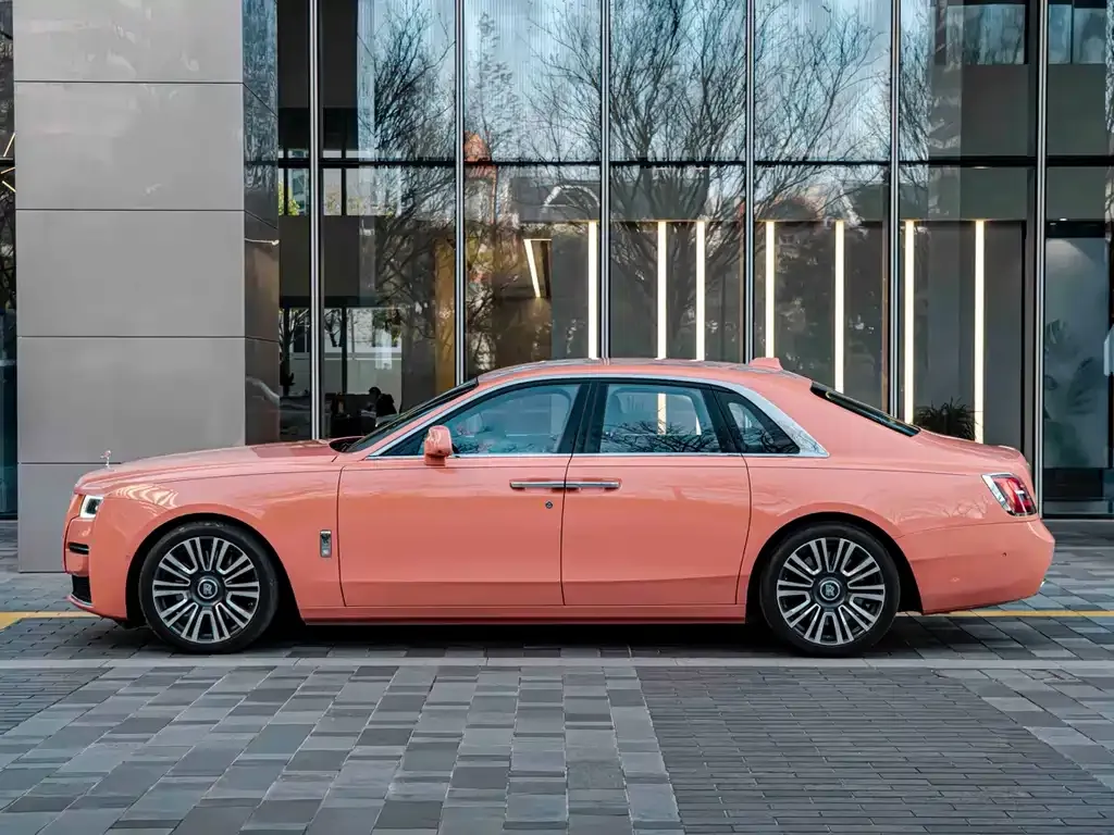 Rolls-Royce Ghost — фото 8