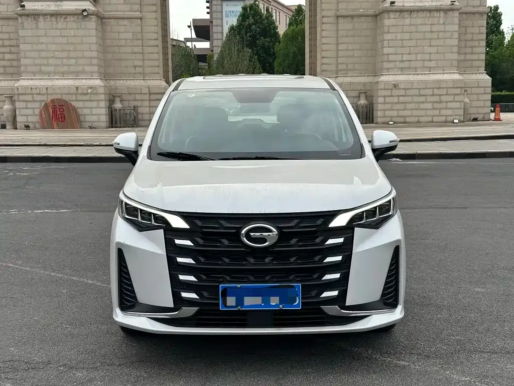 GAC Motor Trumpchi M6 — фото 3