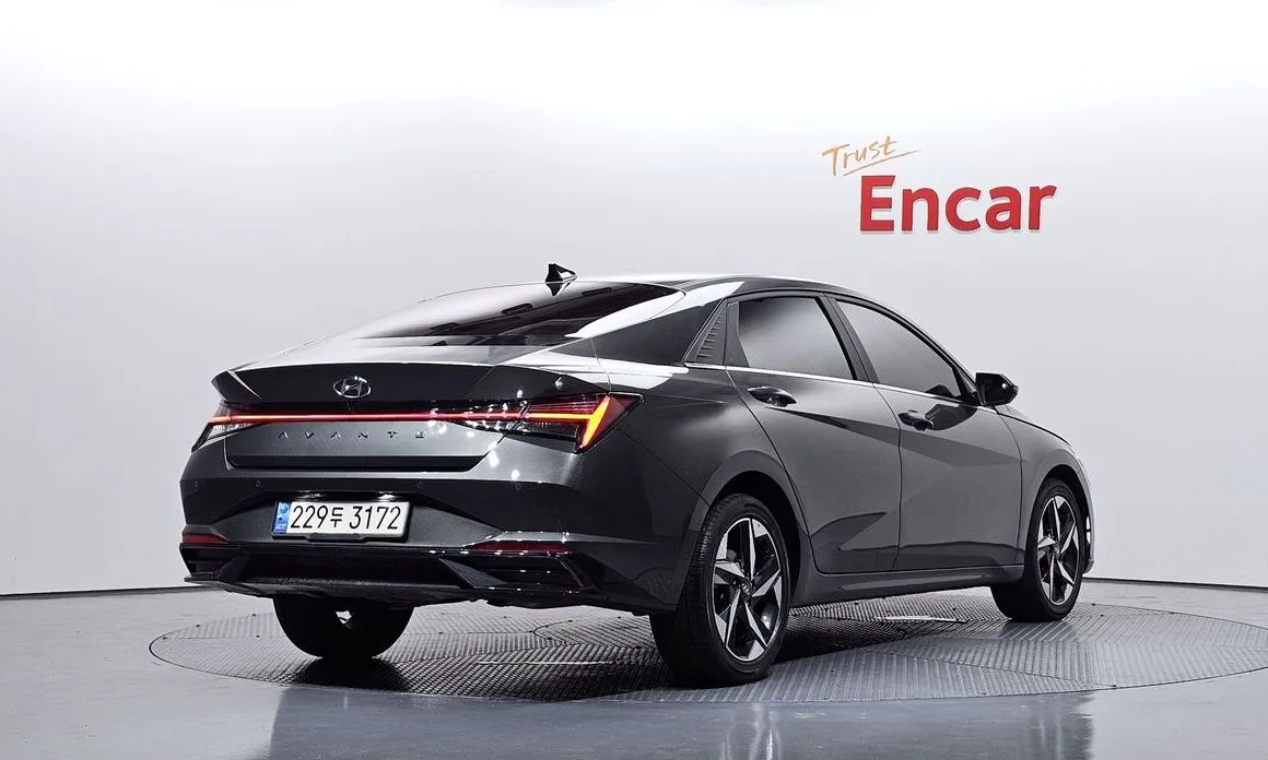Hyundai AVANTE — фото 2