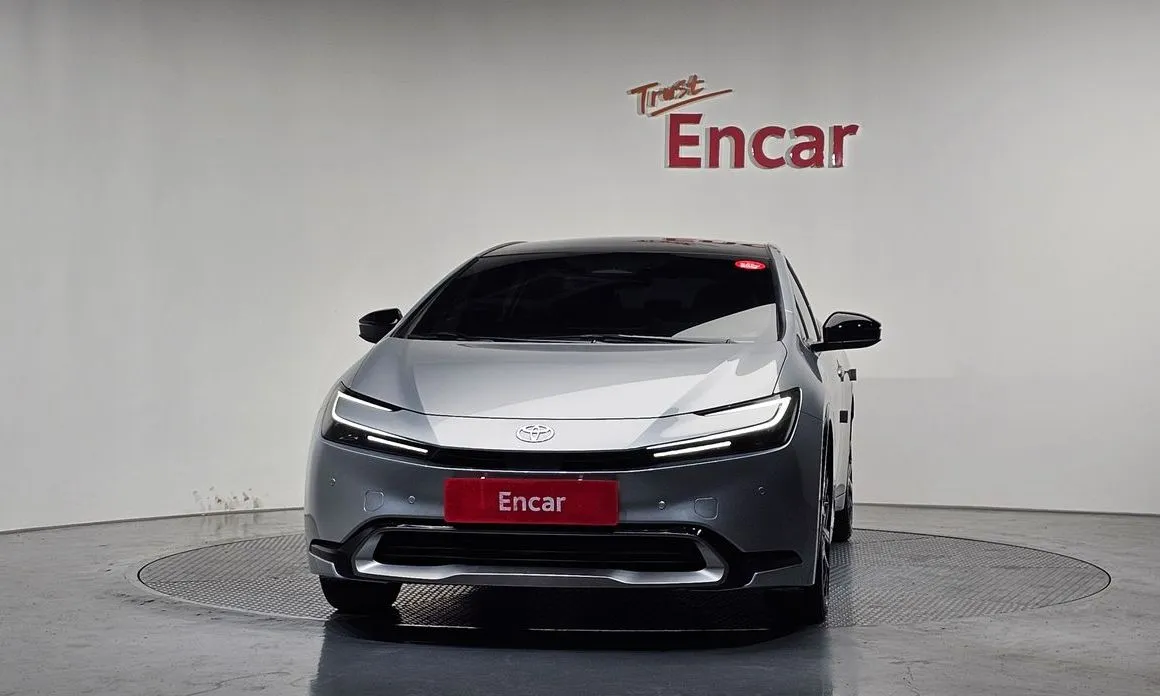 Toyota Prius 2024 из KR, фото 3