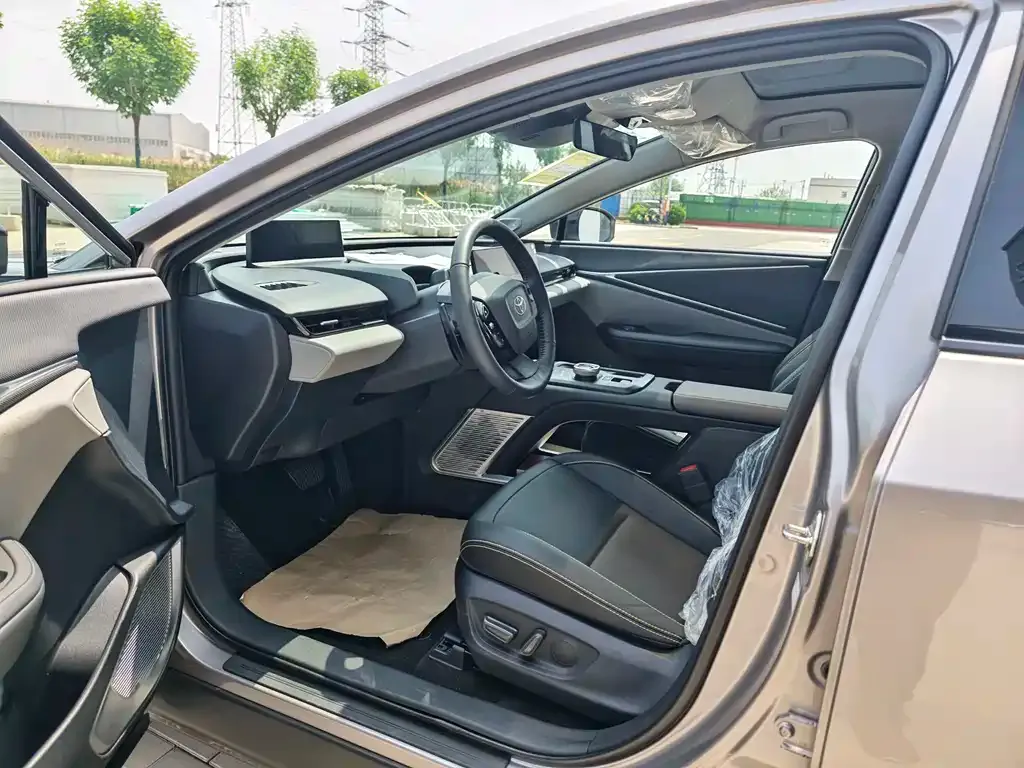 Toyota bZ5 2026 из CN, фото 6