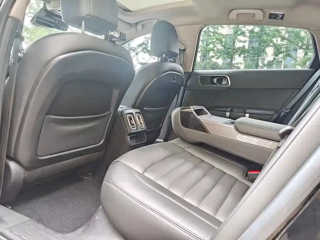 Citroen C6 2021 из CN, фото 3