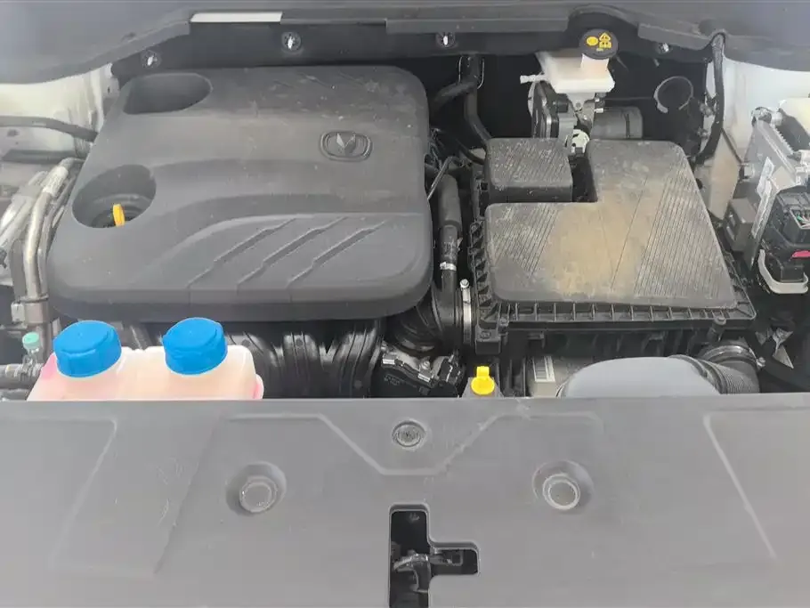 Changan UNI-Z New Energy 2024 из CN, фото 8