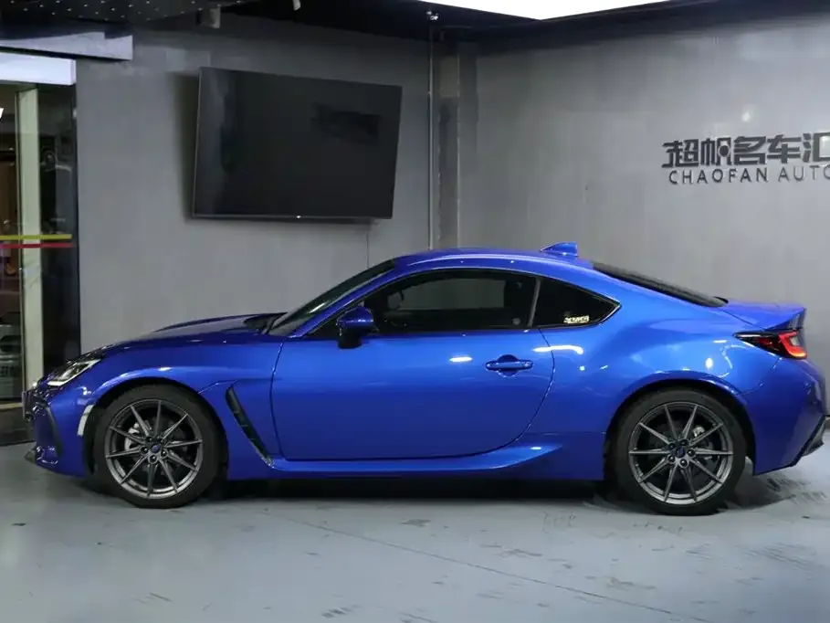 Subaru BRZ 2022 из CN, фото 9