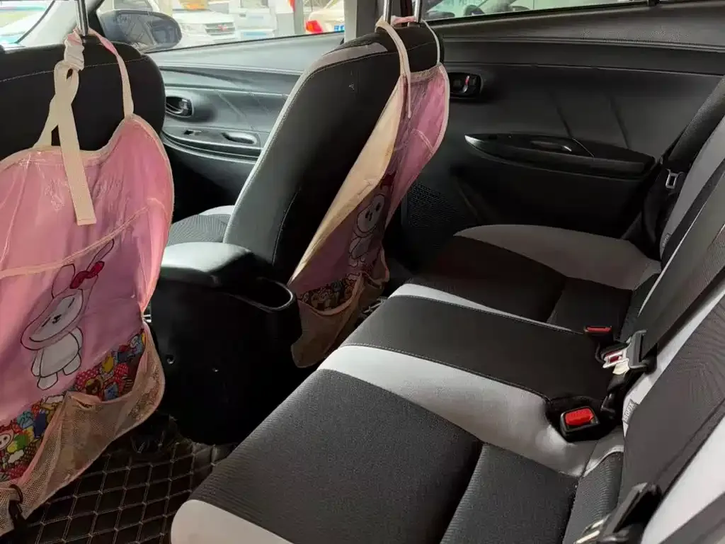 Toyota Yaris L 2022 из CN, фото 5