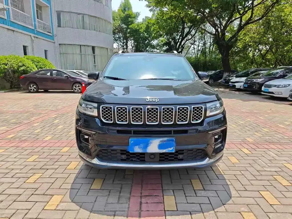 Jeep Grand Commander 2022 из CN, фото 9
