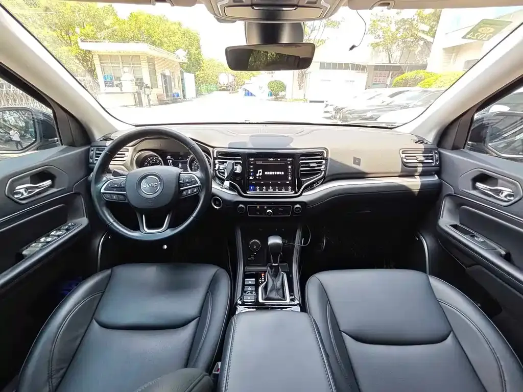 Jeep Grand Commander 2022 из CN, фото 3