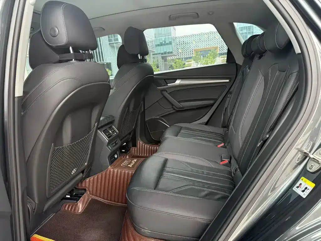 Audi Q5L 2022 из CN, фото 5