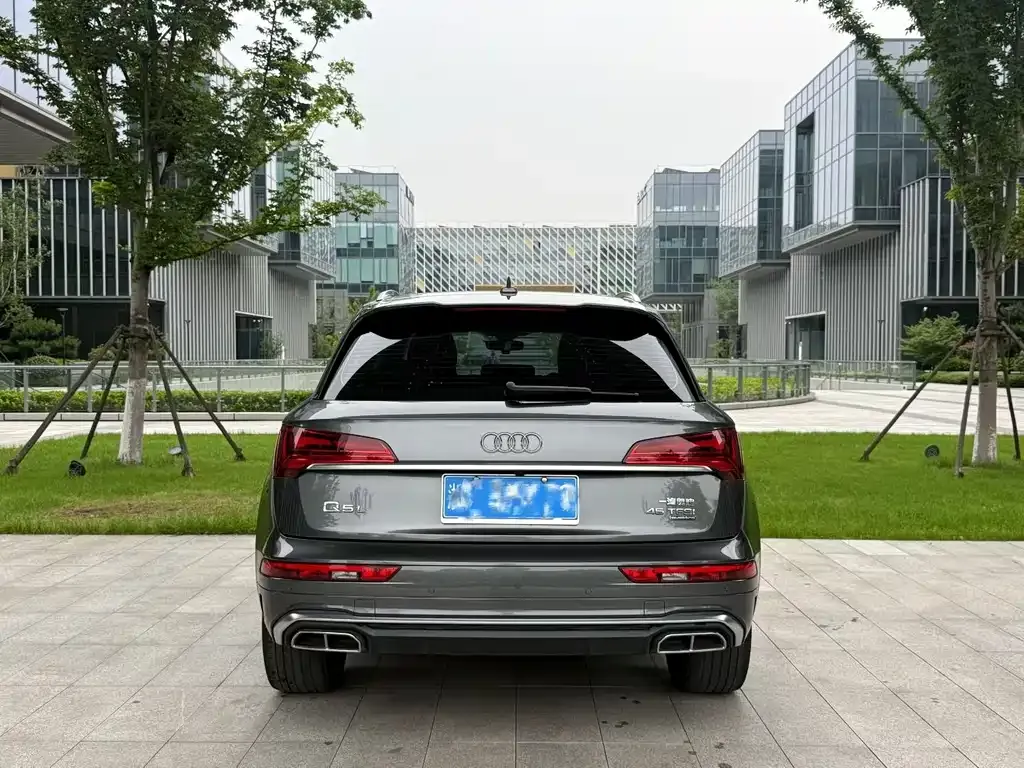 Audi Q5L 2022 из CN, фото 7