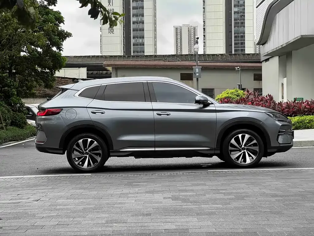 BYD PLUS New Energy — фото 10