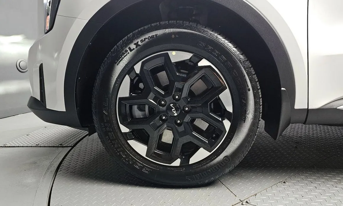 Kia Sorento — фото 3