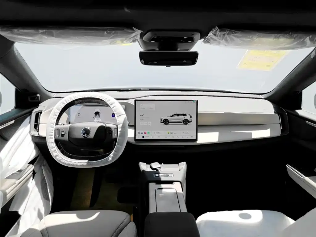 Volvo XC70 Plug-in Hybrid — фото 5