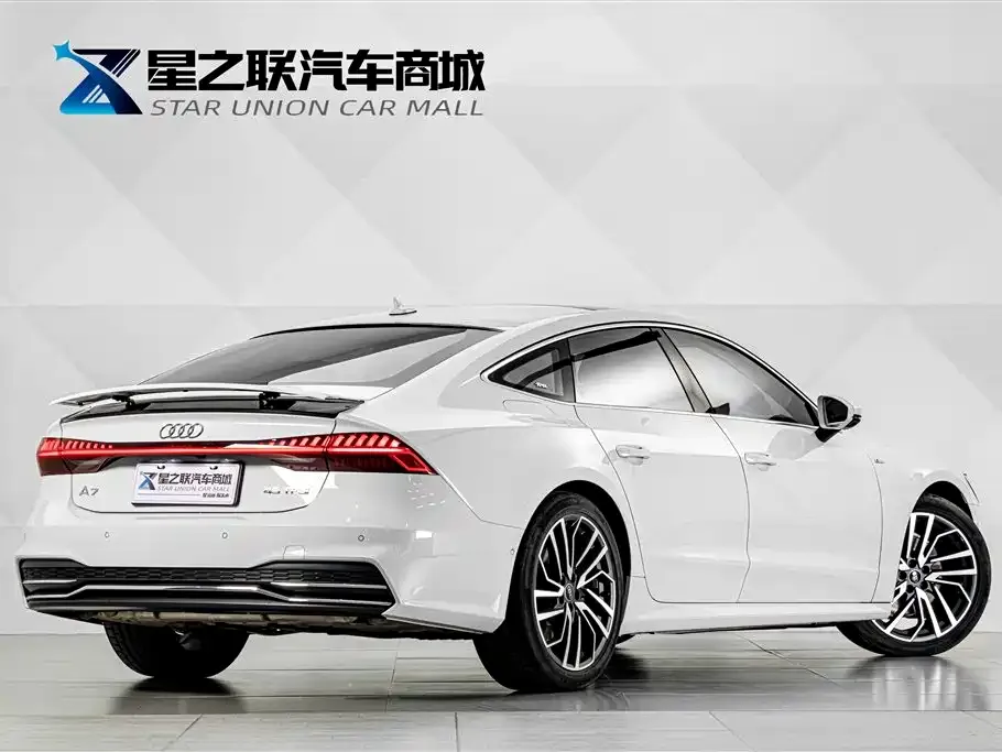 Audi A7 — фото 9