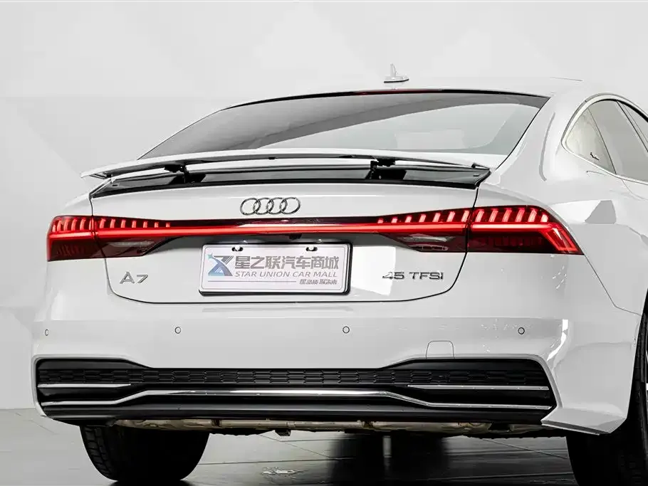 Audi A7 — фото 7