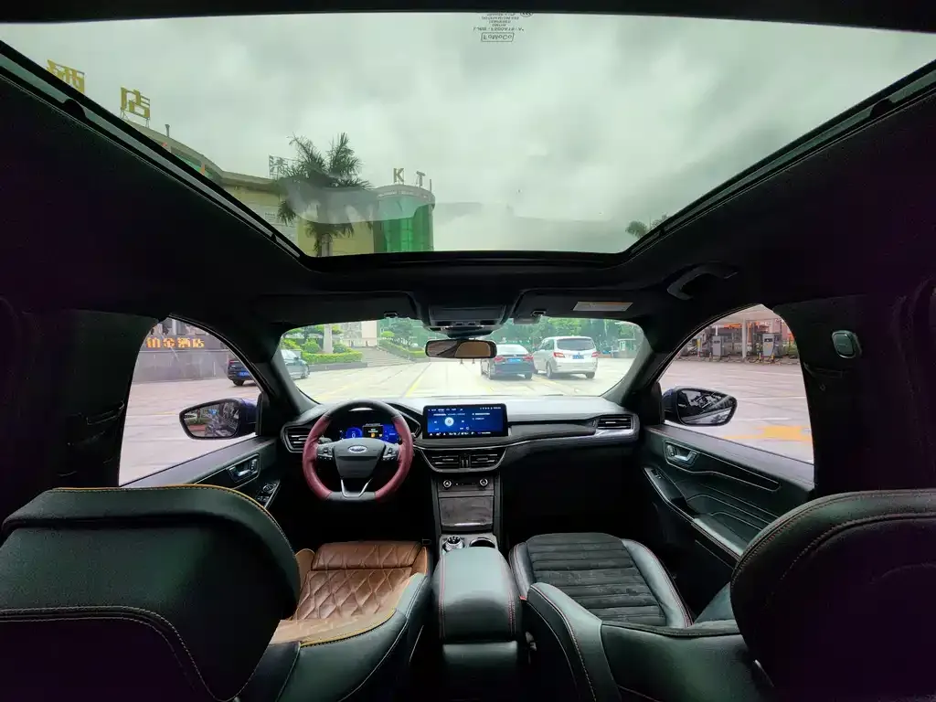 Ford Escape 2022 из CN, фото 4