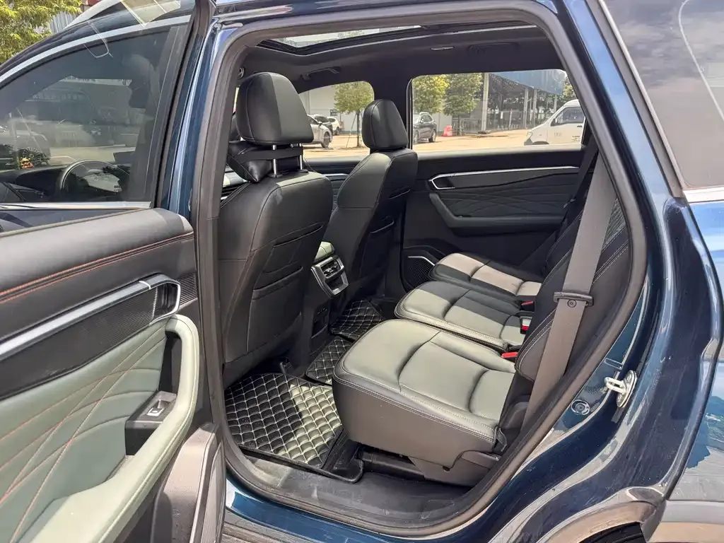Geely Haoyue L 2024 из CN, фото 8