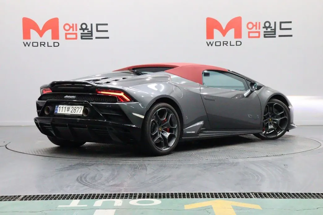 Lamborghini Huracan 2023 из KR, фото 2
