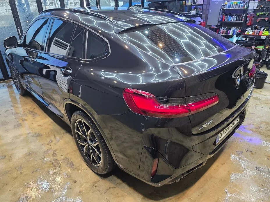 BMW X4 2023 из KR, фото 5