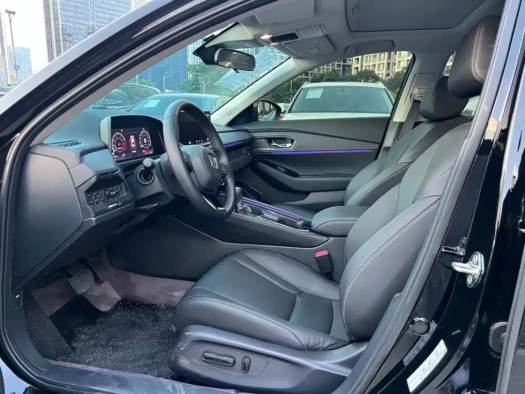Honda Accord — фото 4