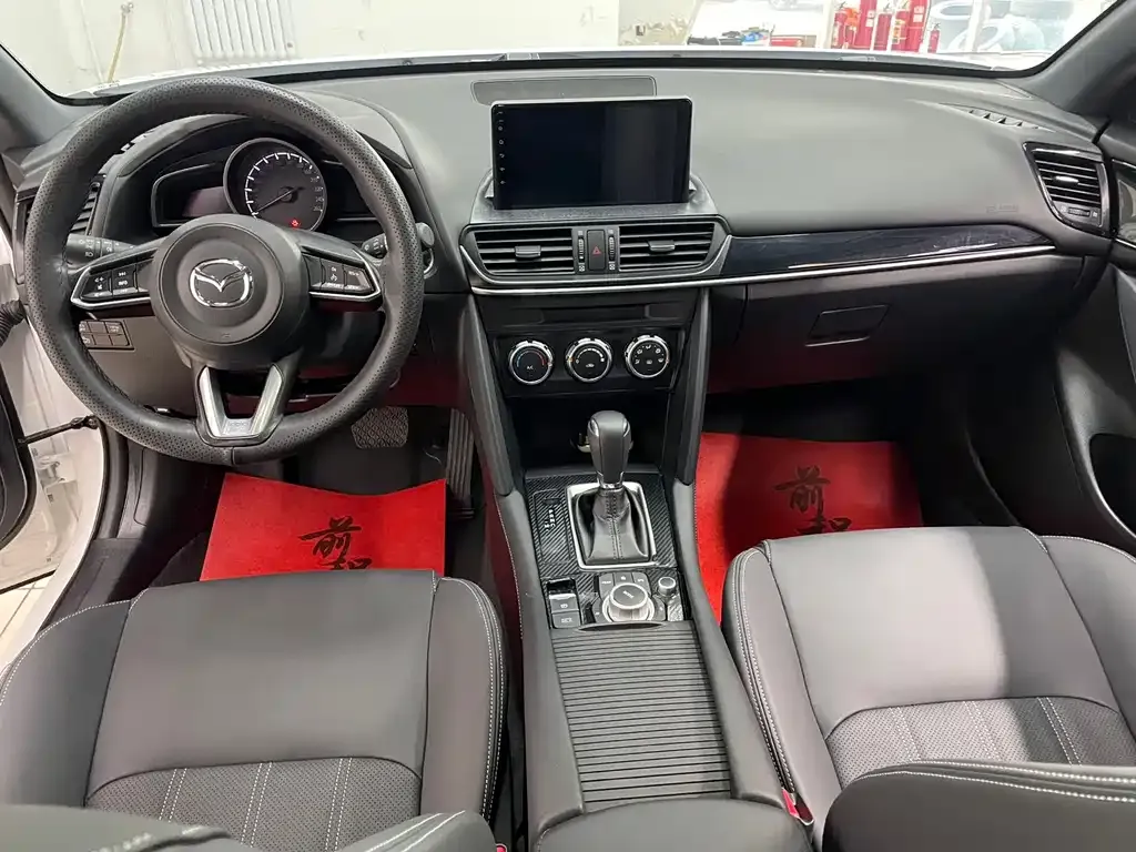 Mazda CX-4 — фото 8