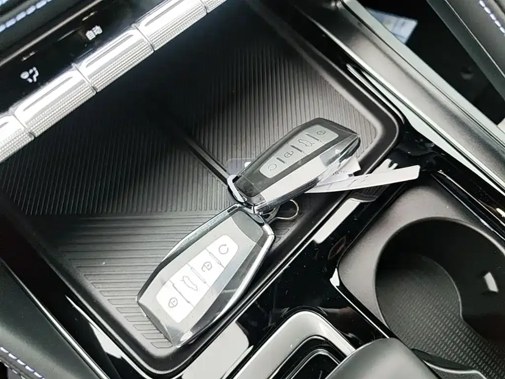 Geely Xingrui — фото 2