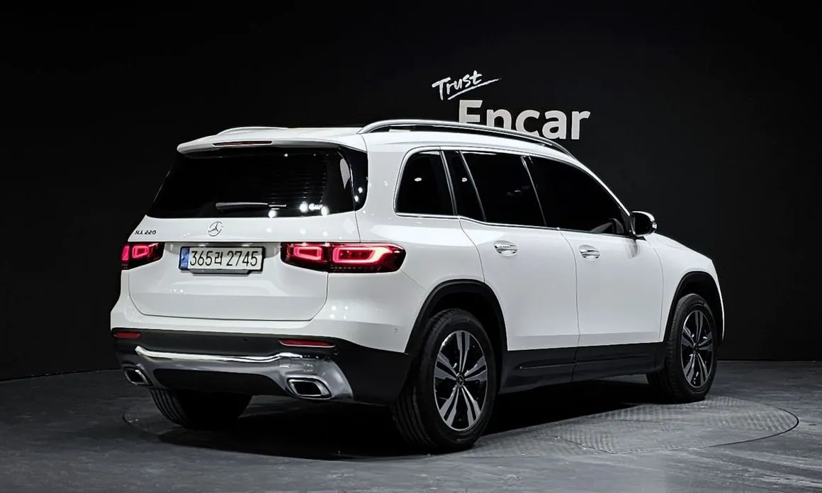 Mercedes-Benz GLB-Class — фото 3