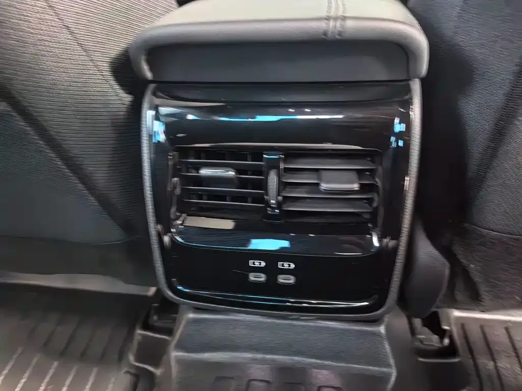Toyota Avalon 2024 из CN, фото 7