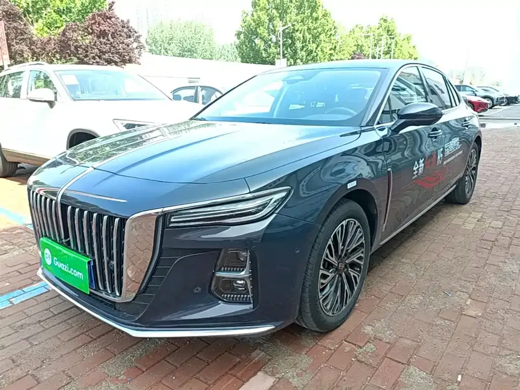 Hongqi H5 — фото 1