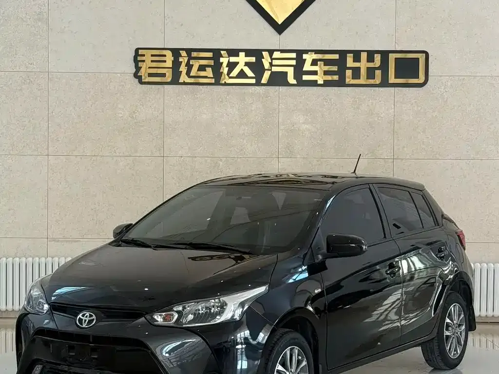 Toyota Yaris L — фото 9