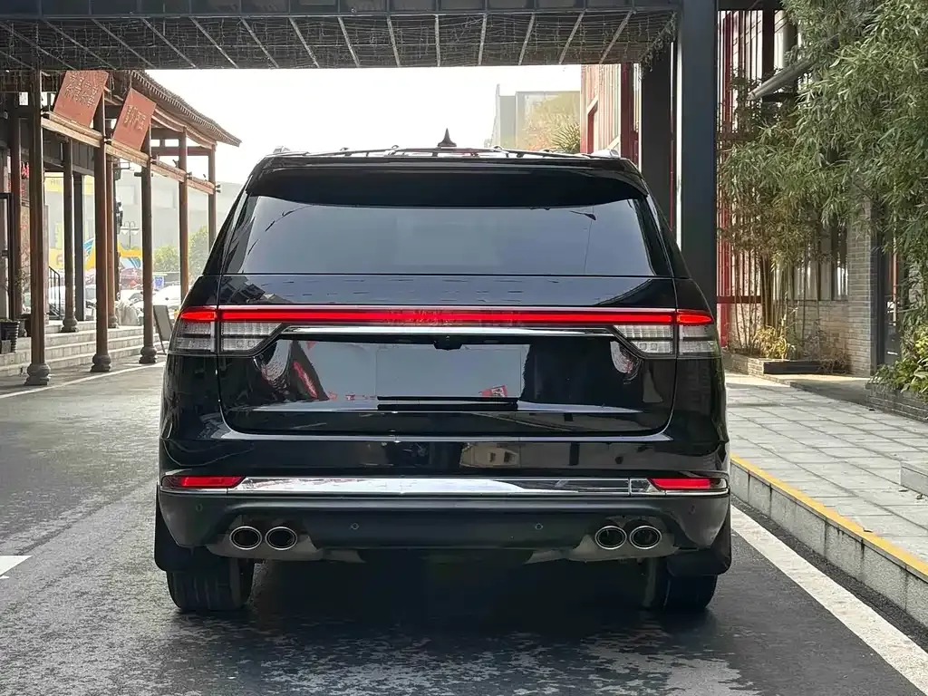 Lincoln Aviator — фото 7