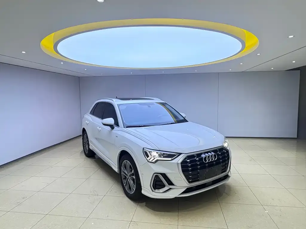 Audi Q3 — фото 2