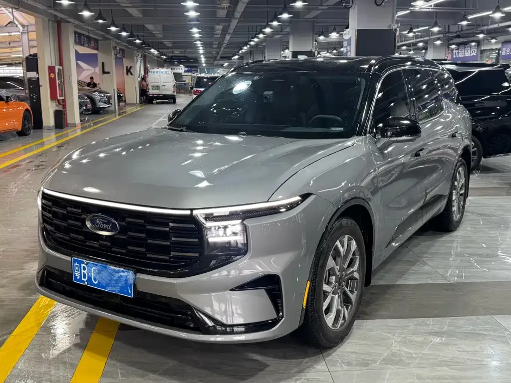 Ford Edge — фото 1