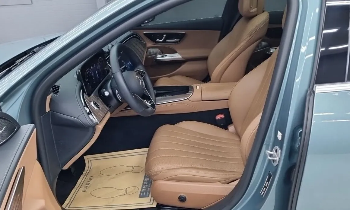 Mercedes-Benz E-Class 2024 из KR, фото 5