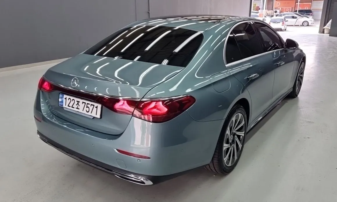 Mercedes-Benz E-Class 2024 из KR, фото 10