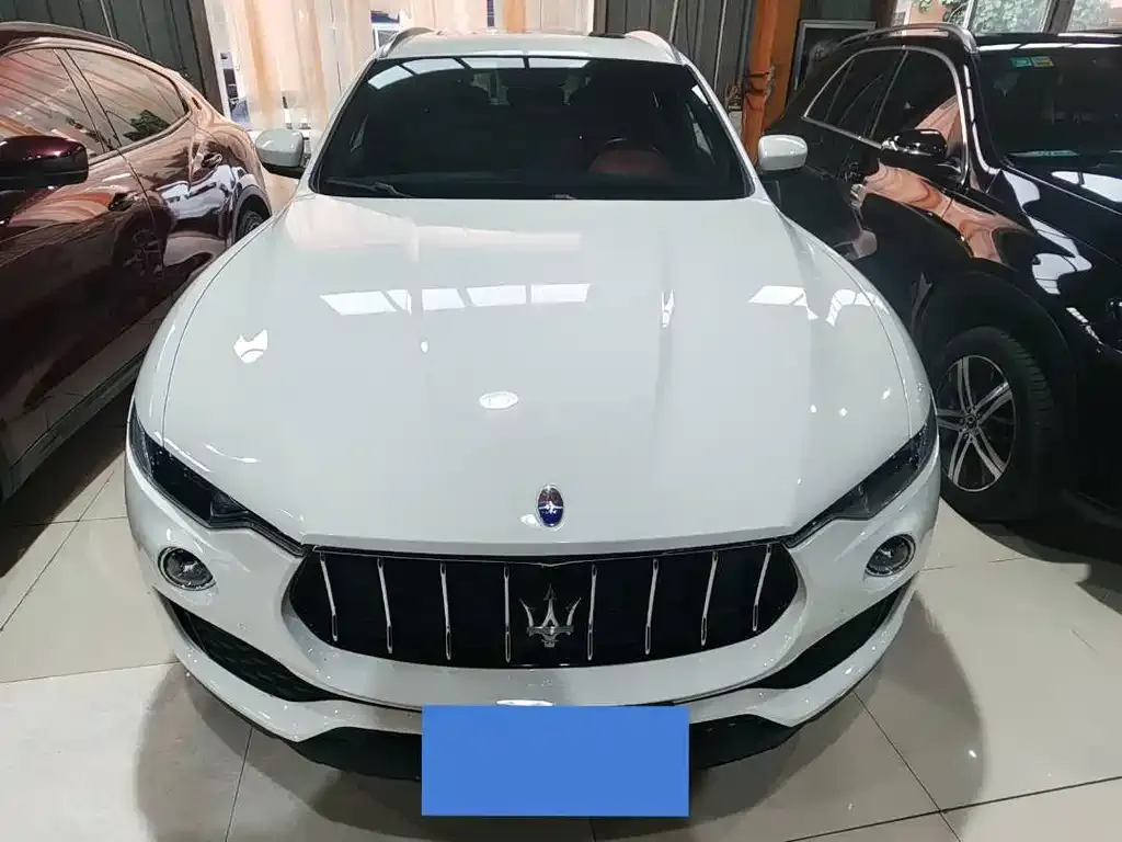 Maserati Levante — фото 7