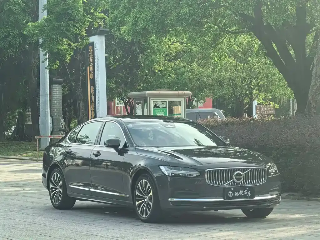 Volvo S90 2024 из CN, фото 8