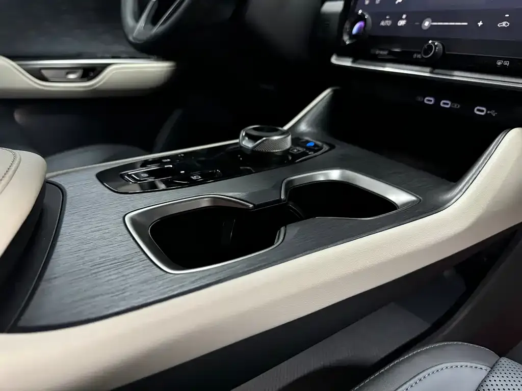 Lexus RZ 2023 из CN, фото 6