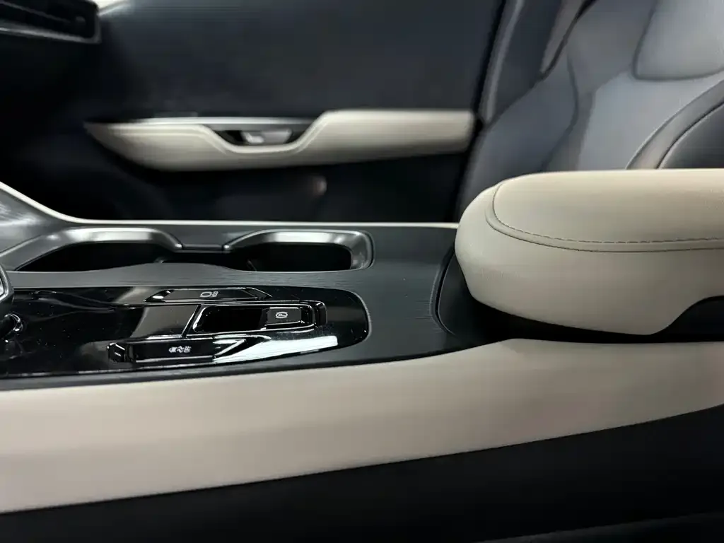 Lexus RZ 2023 из CN, фото 3