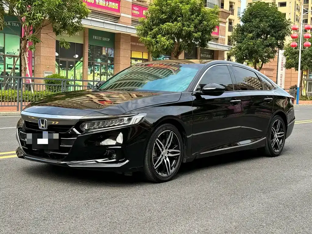 Honda Accord — фото 3